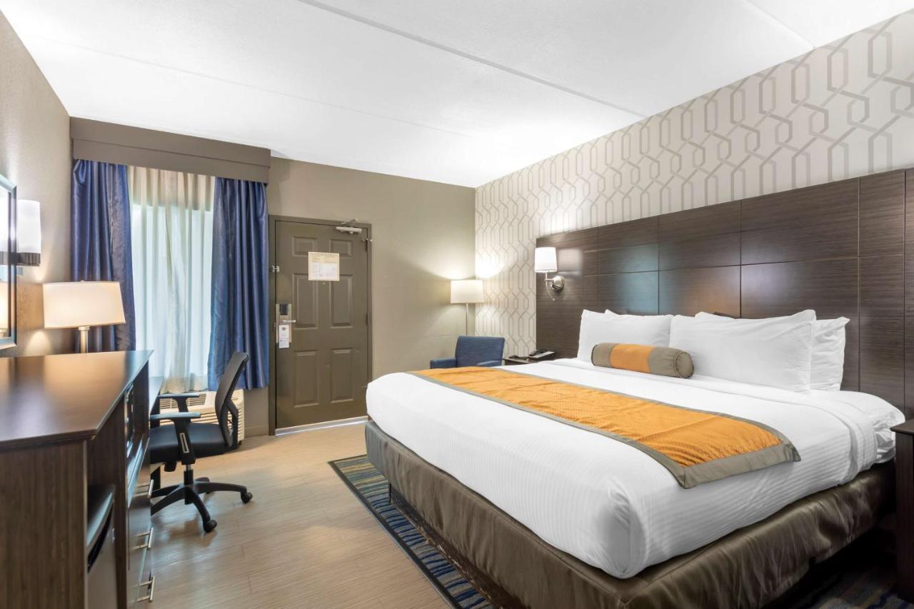 Best Western Plus Bowling Green Exterior photo