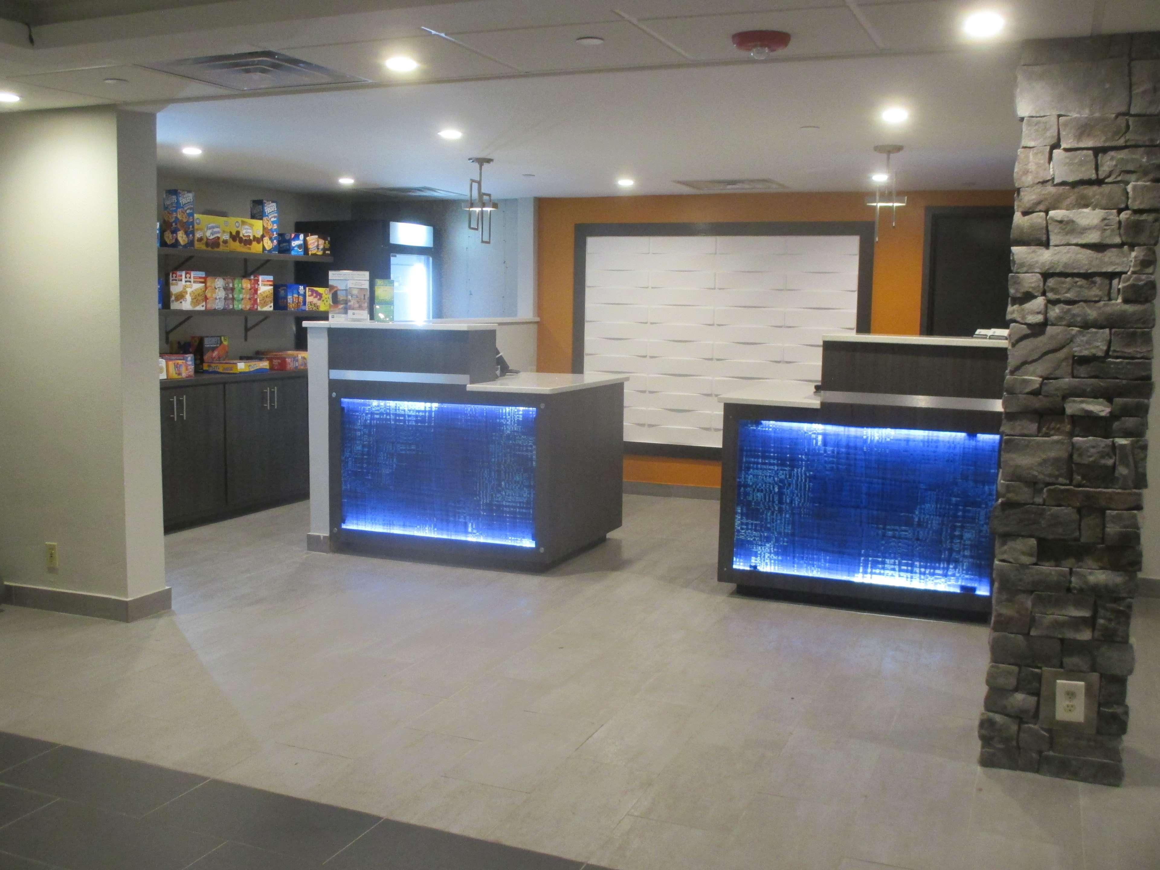 Best Western Plus Bowling Green Exterior photo