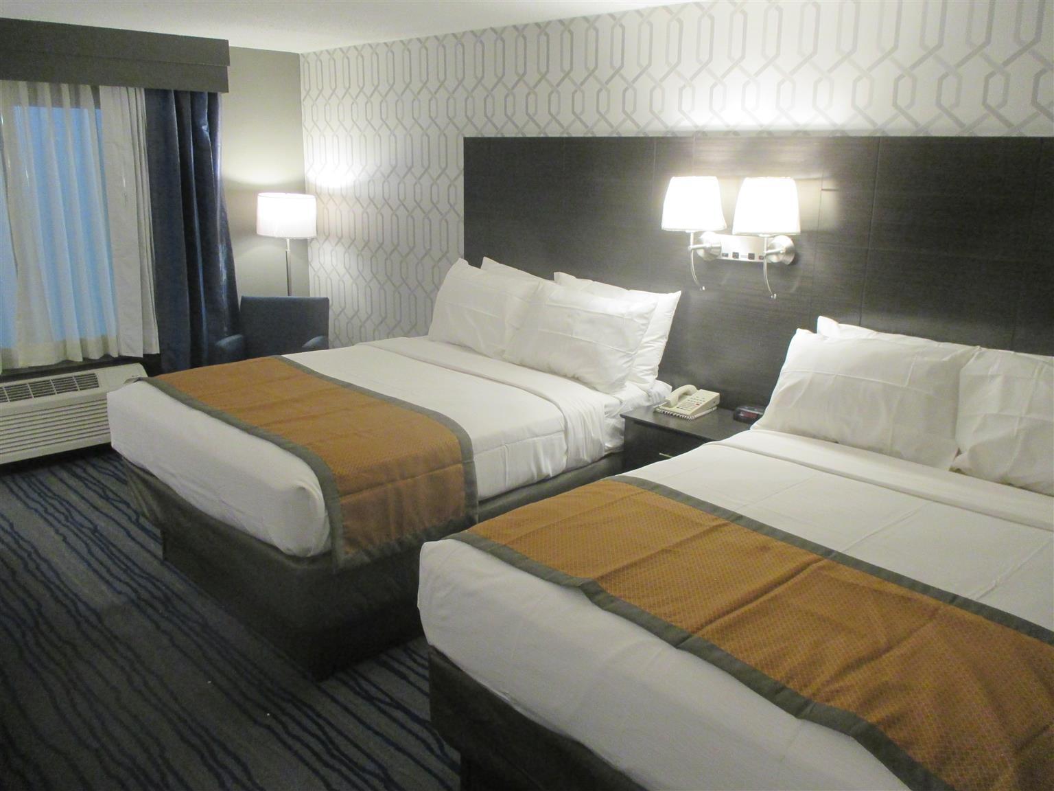 Best Western Plus Bowling Green Exterior photo